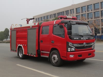 东风大多利卡泡沫消防车（5吨）